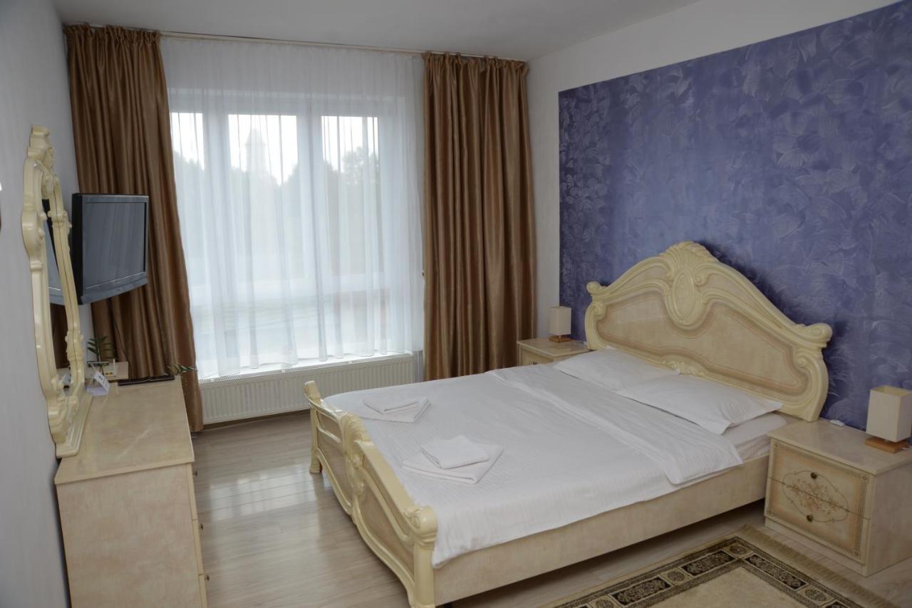 Apartament Corso トゥルダ エクステリア 写真